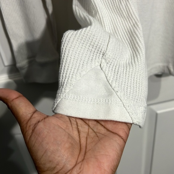 COOGI Men’s Waffle Knit Varsity Stripe Sweater- White & Black - Size XL - Picture 5 of 8